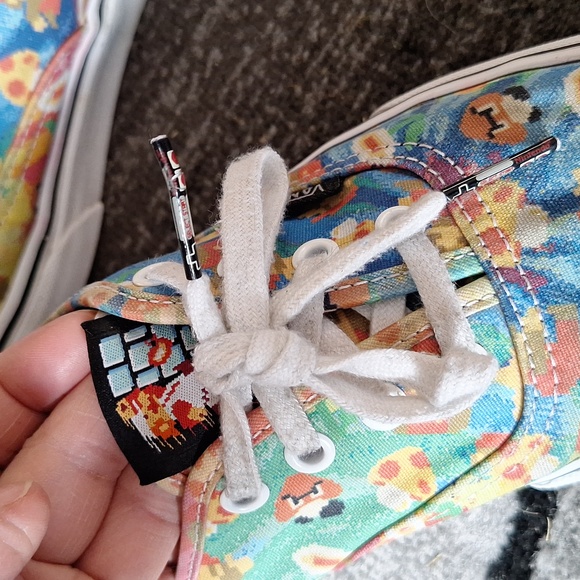 Rare super mario bros game over nintendo vans size 7.5 womens - Picture 5 of 8